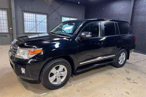 2014 Toyota Landcruiser Sahara VDJ200R