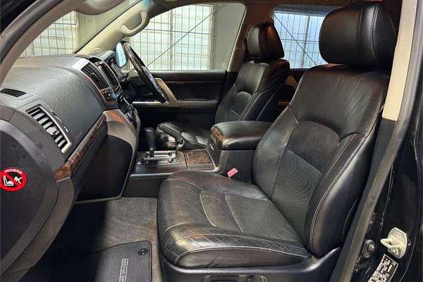 2014 Toyota Landcruiser Sahara VDJ200R