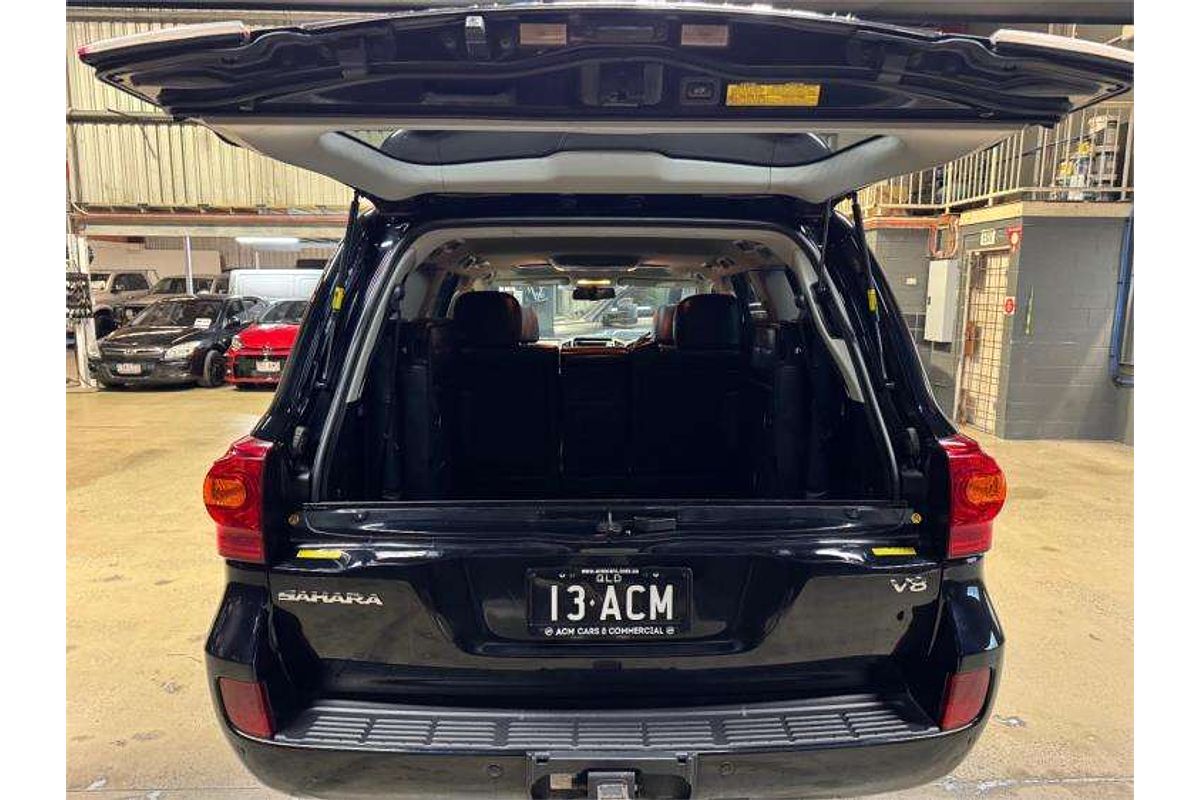 2014 Toyota Landcruiser Sahara VDJ200R