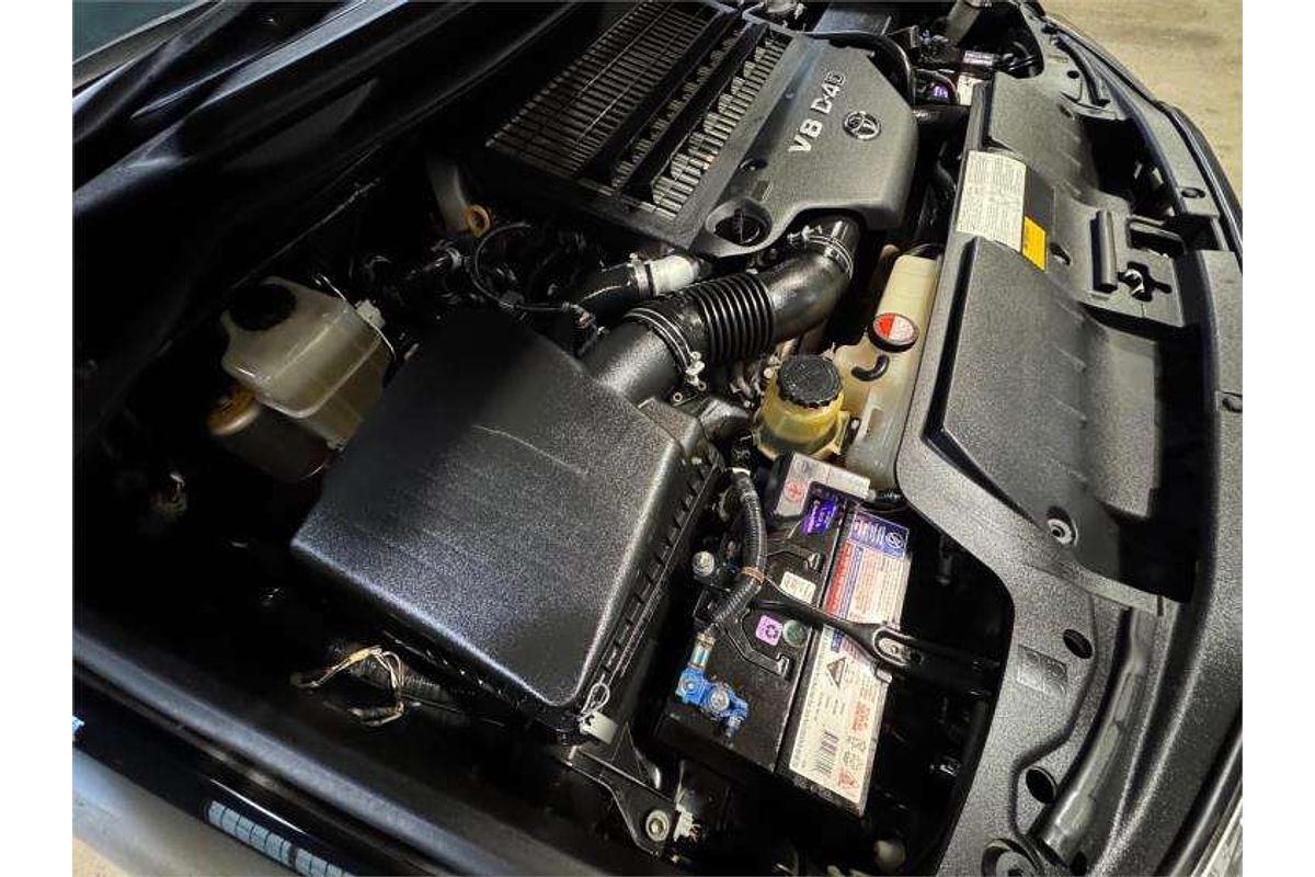 2014 Toyota Landcruiser Sahara VDJ200R