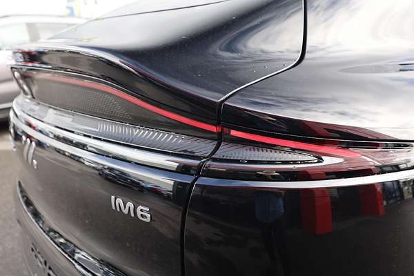 2025 MG IM6