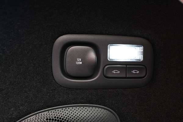 2025 MG IM6