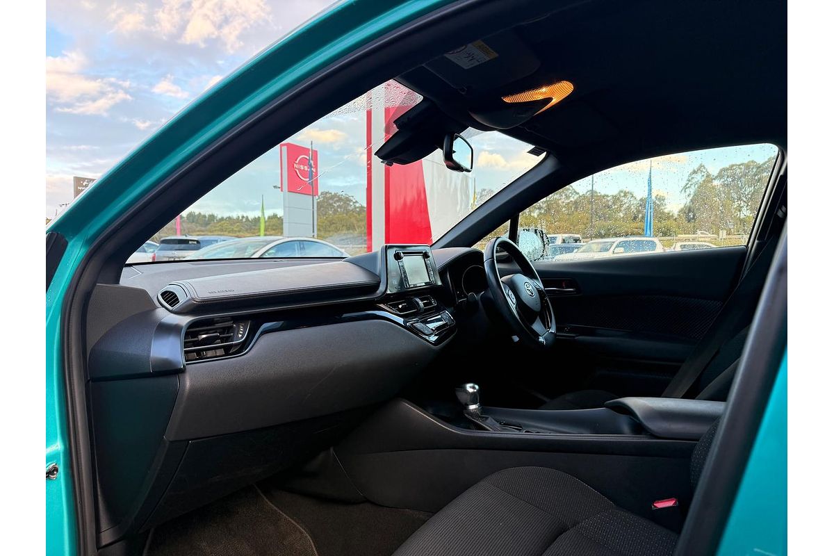 2018 Toyota C-HR NGX10R
