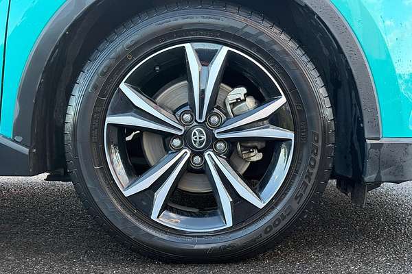 2018 Toyota C-HR NGX10R