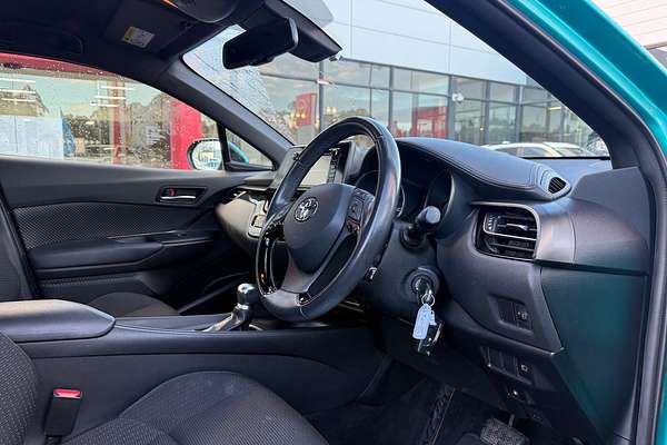 2018 Toyota C-HR NGX10R