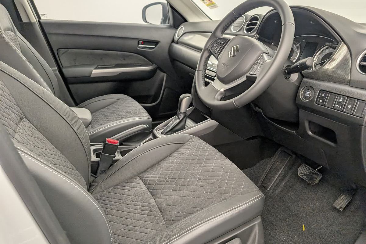 2025 Suzuki Vitara Turbo LY Series II