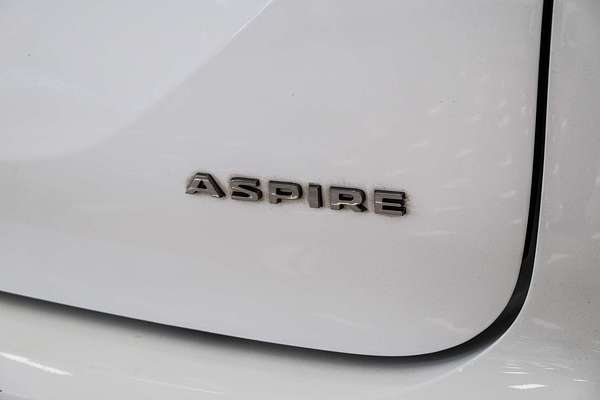 2022 Mitsubishi Outlander Aspire ZM