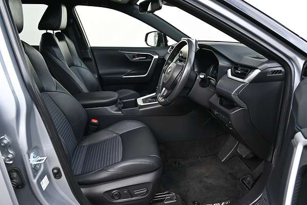 2021 Toyota RAV4 XSE AXAH52R