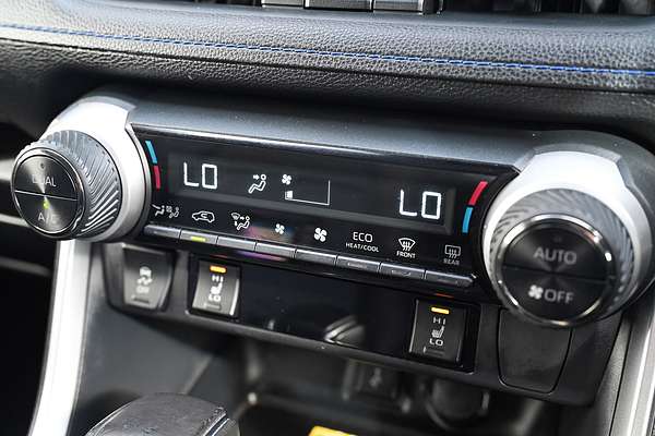 2021 Toyota RAV4 XSE AXAH52R