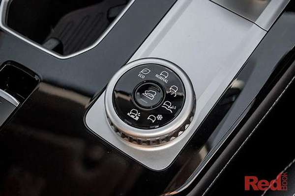 2025 Mitsubishi Outlander Exceed ZM