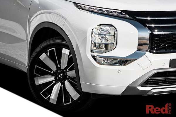 2025 Mitsubishi Outlander Exceed ZM