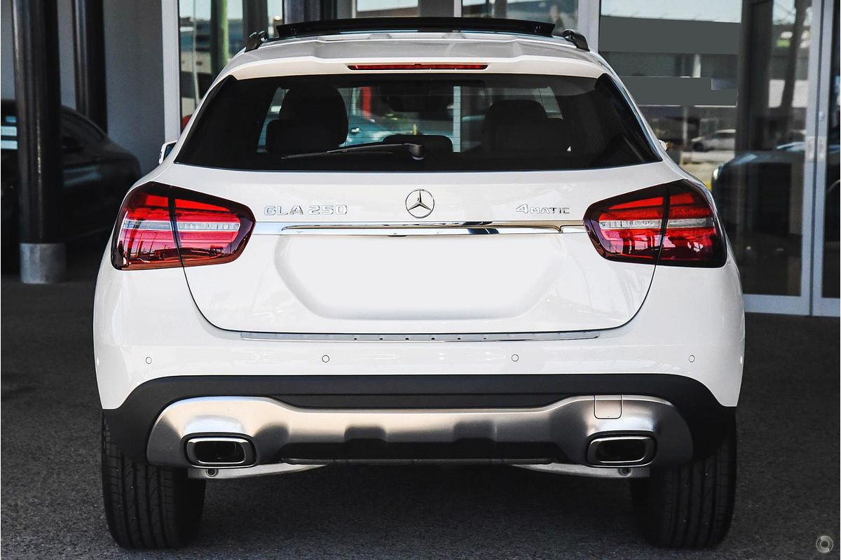 2018 Mercedes-Benz GLA-Class GLA250 X156