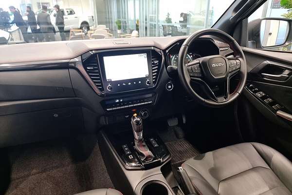 2024 Isuzu D-MAX X-TERRAIN 4X4