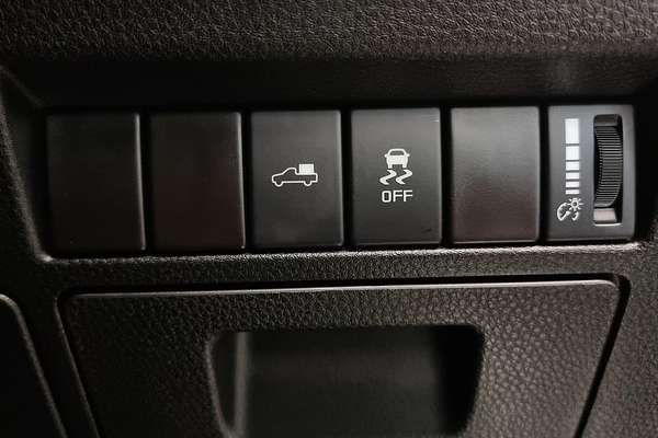2024 Isuzu D-MAX X-TERRAIN 4X4