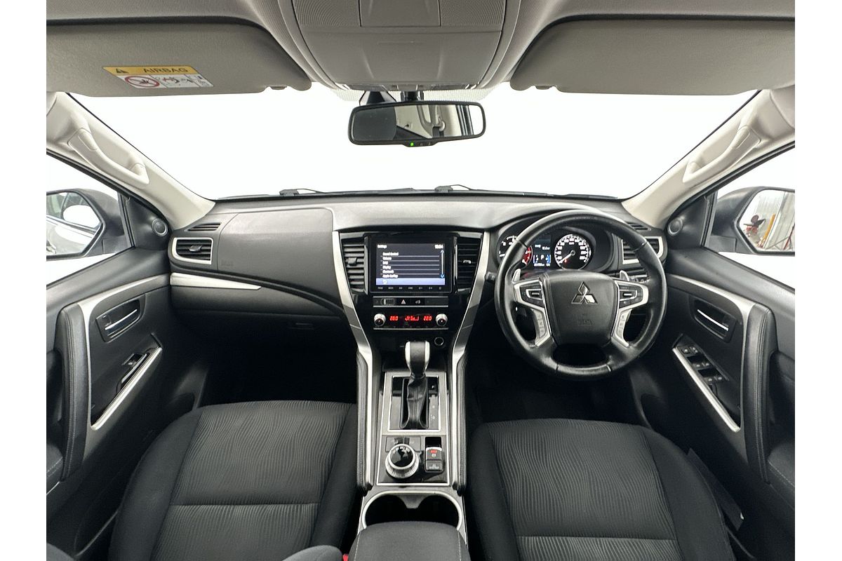 2022 Mitsubishi Pajero Sport GLS QF