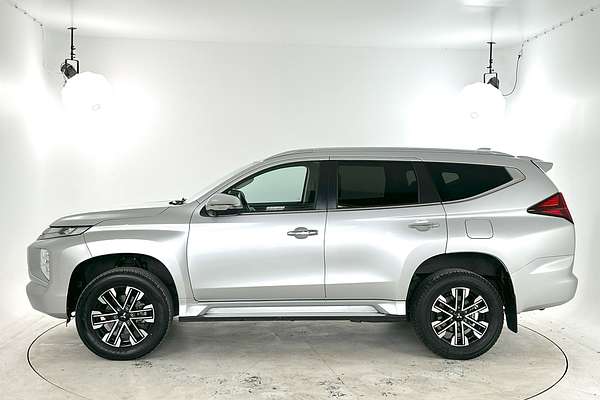 2022 Mitsubishi Pajero Sport GLS QF