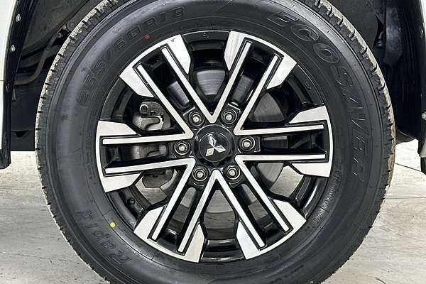 2022 Mitsubishi Pajero Sport GLS QF
