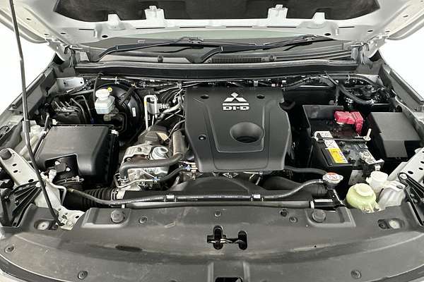2022 Mitsubishi Pajero Sport GLS QF