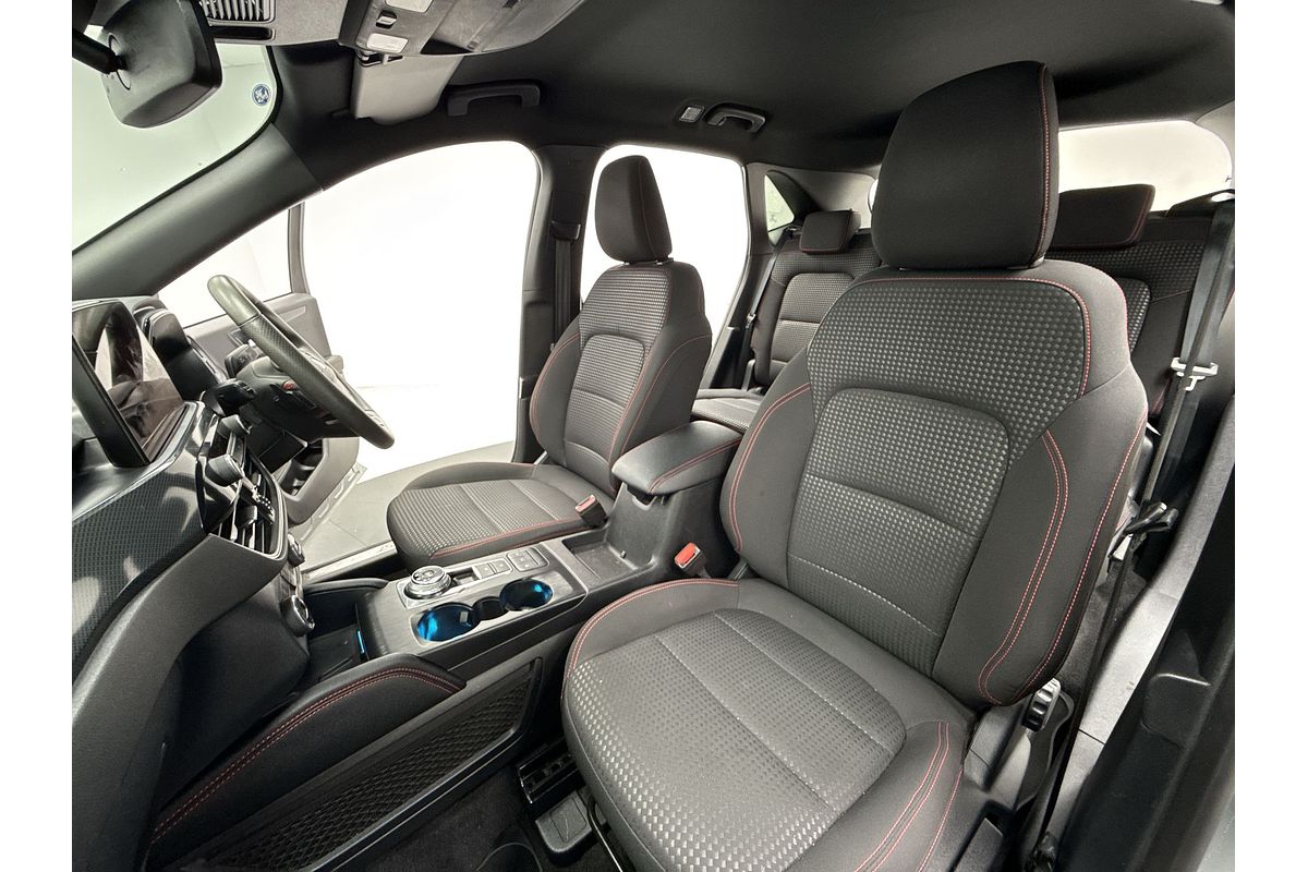 2020 Ford Escape ST-Line ZH
