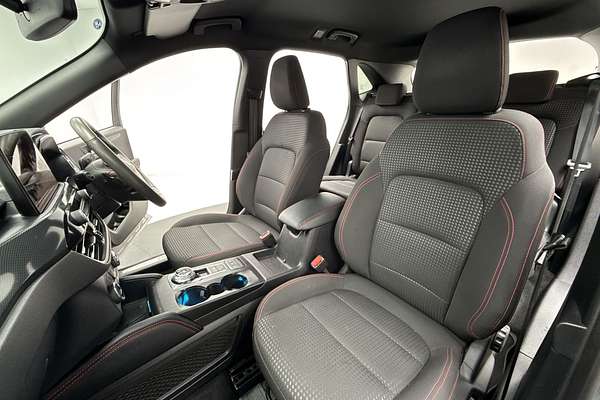 2020 Ford Escape ST-Line ZH