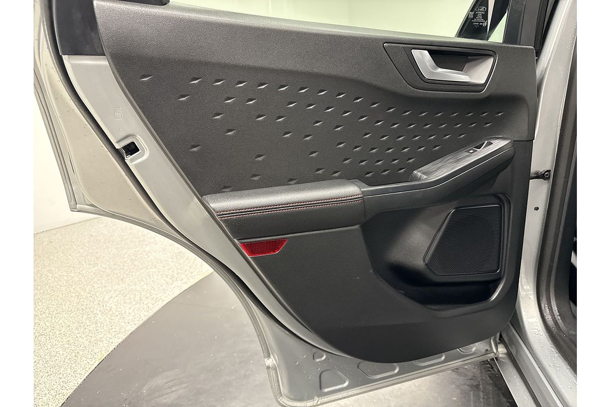 2020 Ford Escape ST-Line ZH