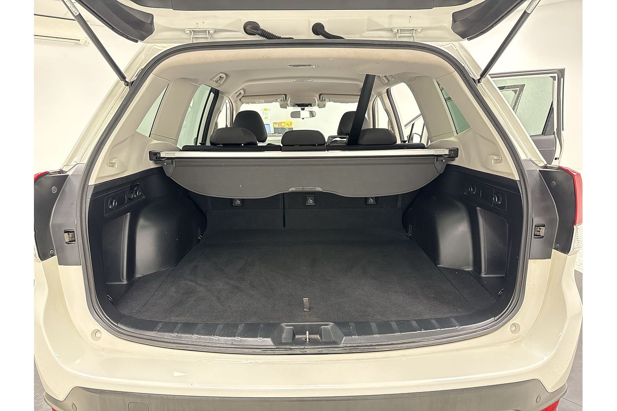 2019 Subaru Forester Hybrid L S5
