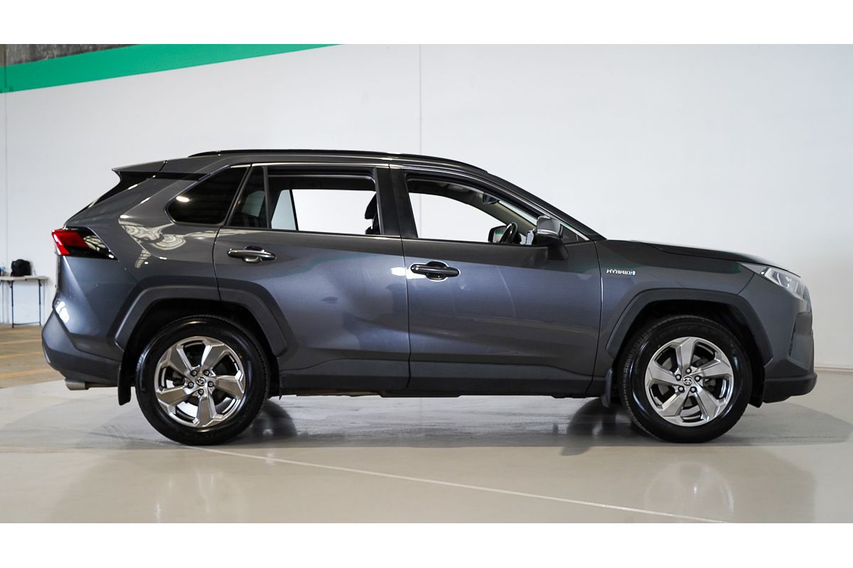2020 Toyota RAV4 GXL AXAH52R