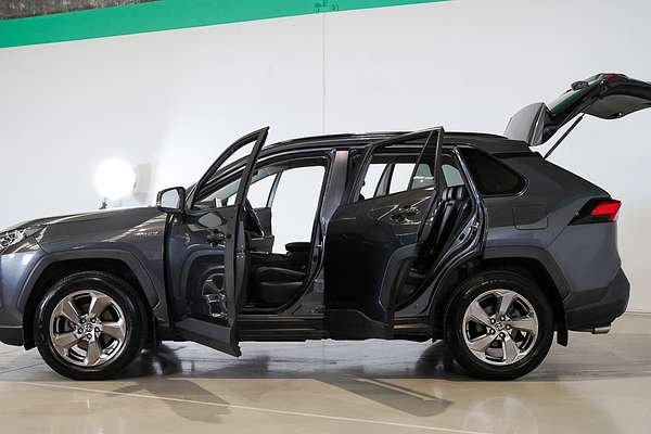 2020 Toyota RAV4 GXL AXAH52R