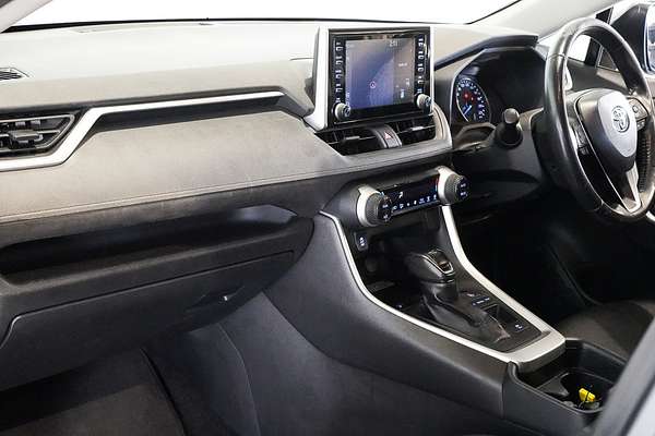 2020 Toyota RAV4 GXL AXAH52R