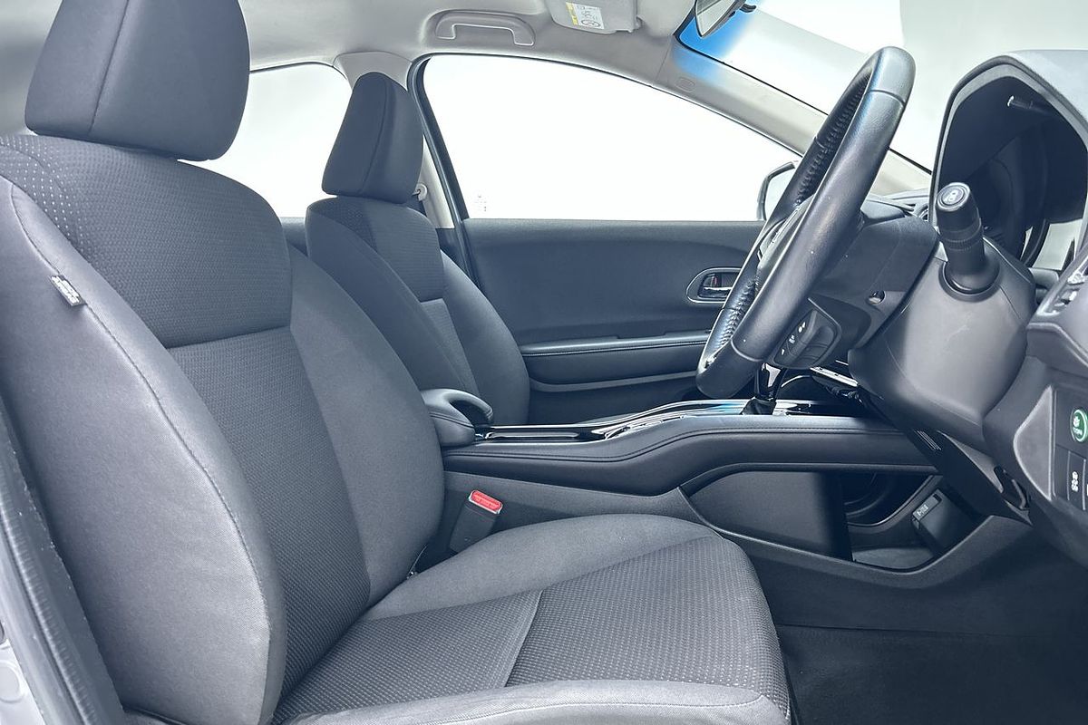 2019 Honda HR-V VTi-S