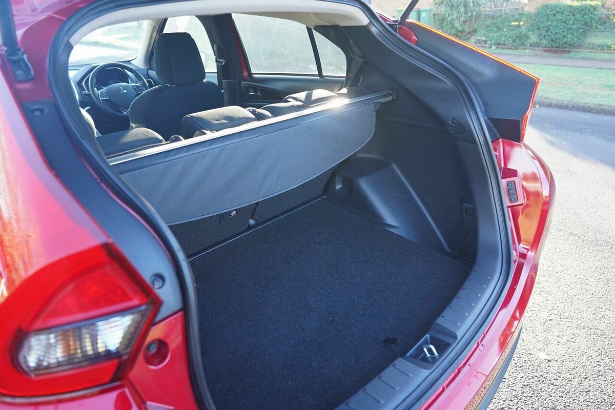 2019 Mitsubishi Eclipse Cross ES YA