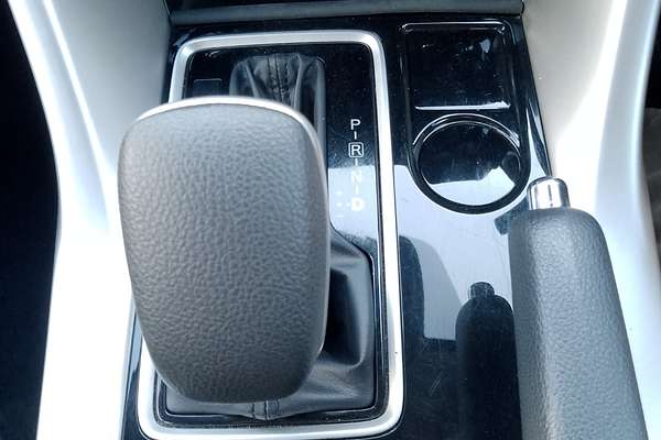 2023 Mitsubishi Eclipse Cross ES YB