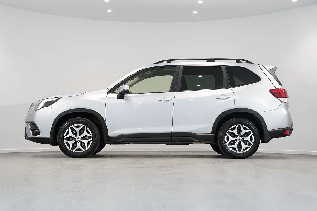 2023 Subaru Forester 2.5i S5