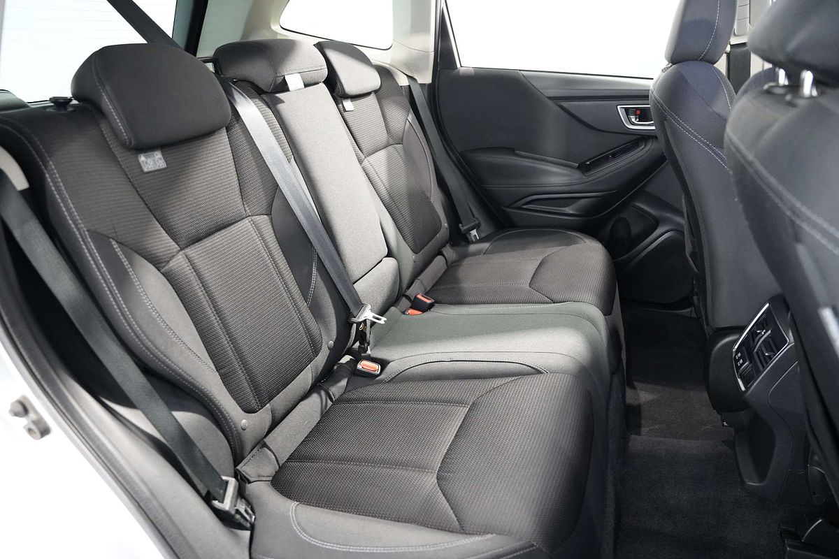2023 Subaru Forester 2.5i S5