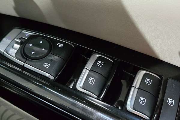 2020 Kia CARNIVAL CARNIVAL PLATINUM HSB8J9A1