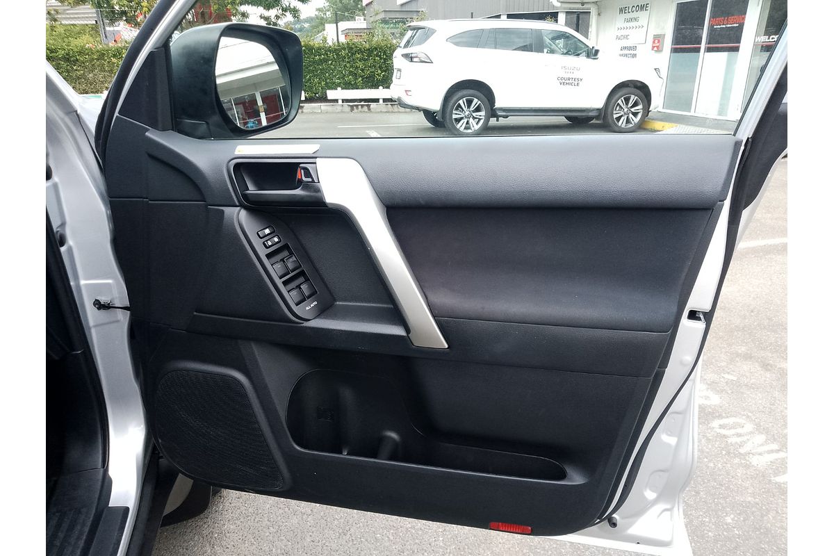 2023 Toyota Landcruiser Prado GX GDJ150R