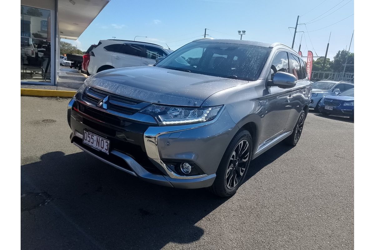 2017 Mitsubishi Outlander PHEV Exceed ZK