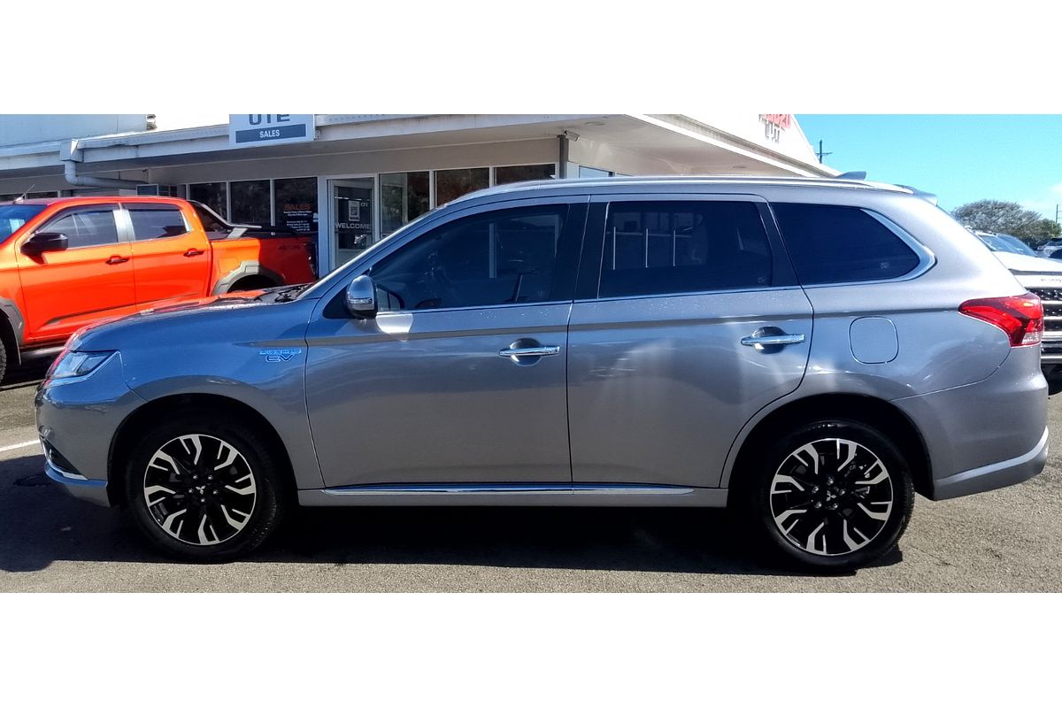2017 Mitsubishi Outlander PHEV Exceed ZK