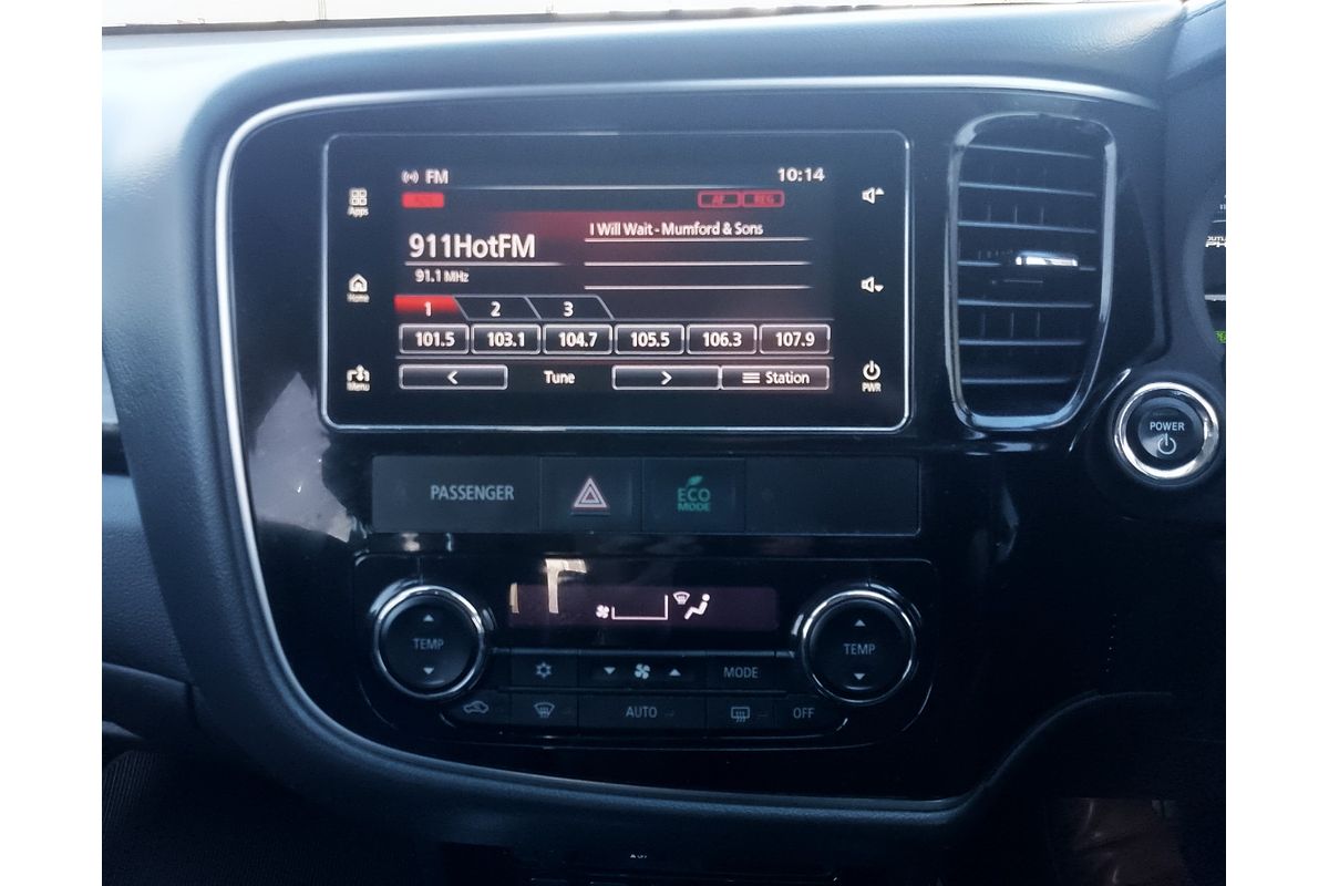 2017 Mitsubishi Outlander PHEV Exceed ZK