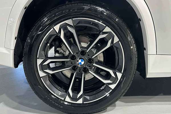 2025 BMW X1 xDrive20i M Sport U11