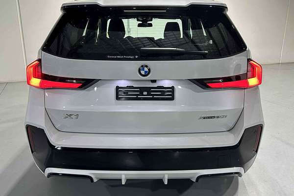 2025 BMW X1 xDrive20i M Sport U11
