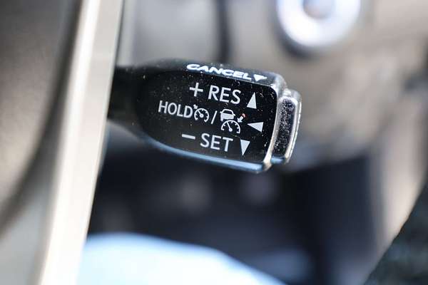 2020 Toyota Hilux SR5 GUN126R 4X4