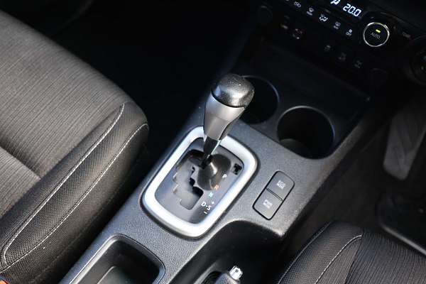 2020 Toyota Hilux SR5 GUN126R 4X4