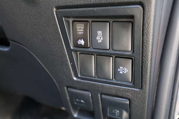 2020 Toyota Hilux SR5 GUN126R 4X4