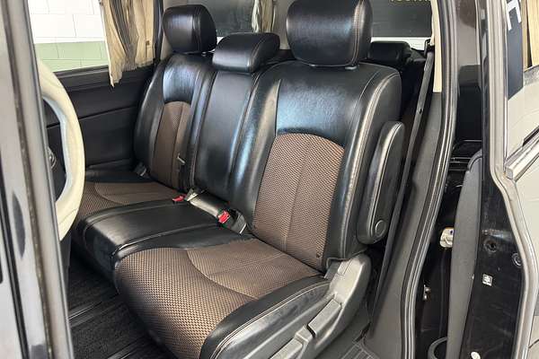 2010 Nissan Elgrand Highway Star Leather 3.5L V6 Petrol 4WD