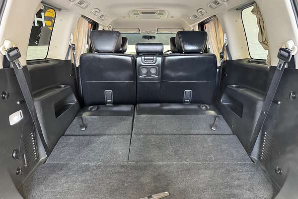 2010 Nissan Elgrand Highway Star Leather 3.5L V6 Petrol 4WD