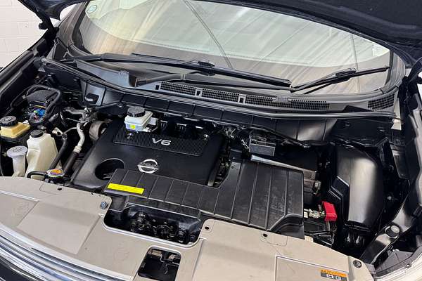 2010 Nissan Elgrand Highway Star Leather 3.5L V6 Petrol 4WD