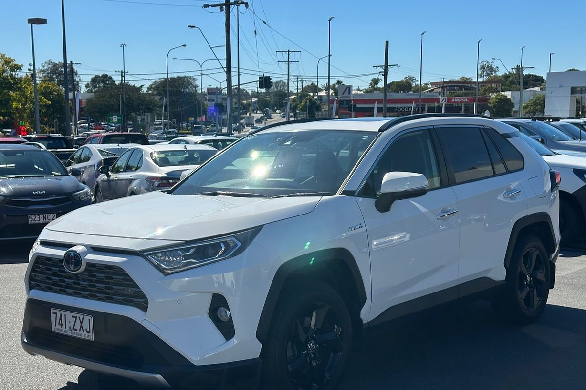 2020 Toyota RAV4 Cruiser AXAH54R