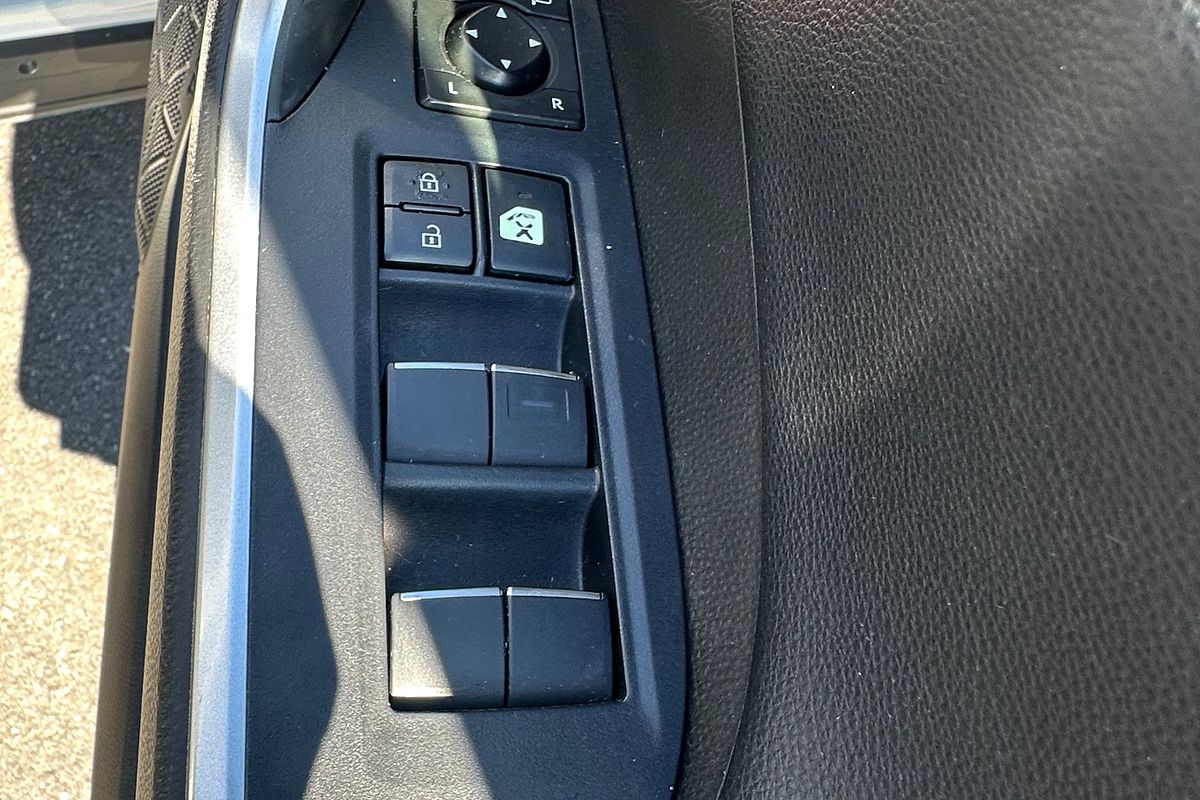 2020 Toyota RAV4 Cruiser AXAH54R