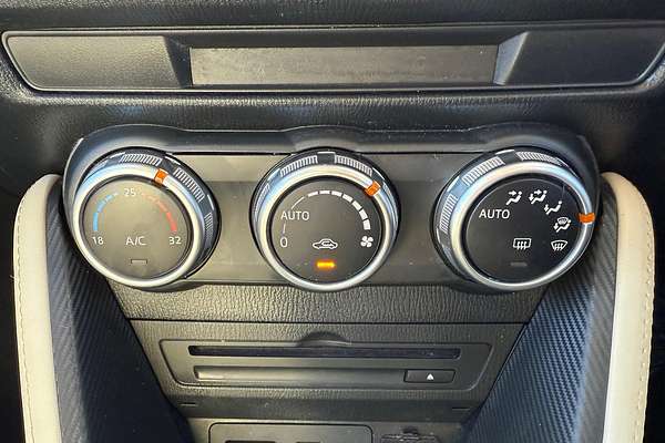2016 Mazda 2 Genki DJ Series
